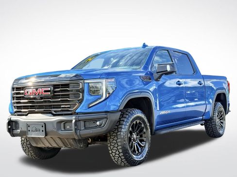 Used 2023 GMC Sierra 1500 AT4X image 12