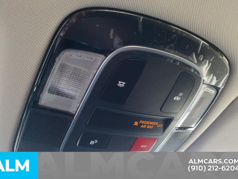 Used 2025 Hyundai Sonata SEL FWD image 30