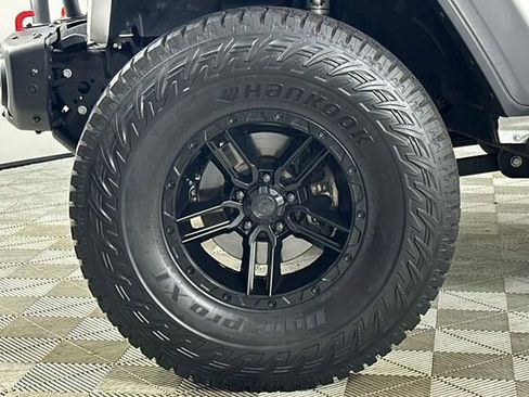 Used 2021 Jeep Gladiator Rubicon image 31