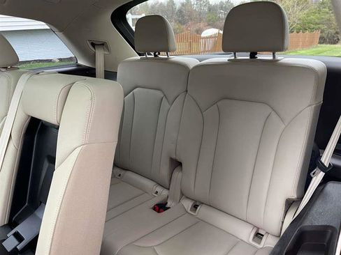Used 2019 Audi Q7 2.0T Premium Plus w/ Premium Plus Package image 40