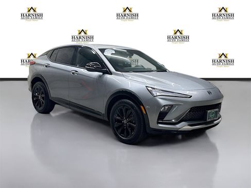 Certified 2024 Buick Envista Sport Touring image 3