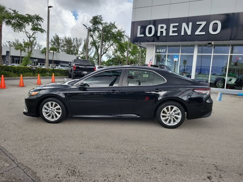 Used 2021 Toyota Camry LE FWD image 8