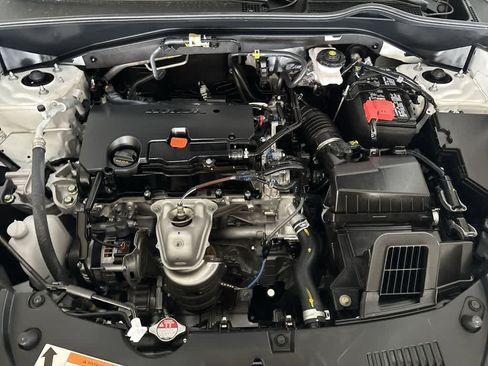 Used 2026 Honda HR-V EX-L image 12