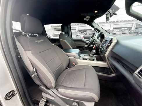 Used 2018 Ford F150 Raptor image 33