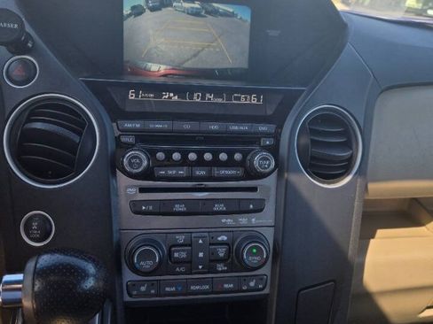 Used 2015 Honda Pilot Touring image 22