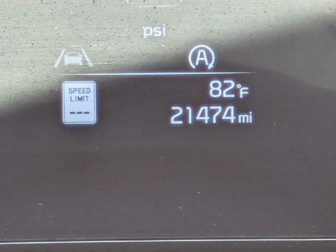 Certified 2024 Kia Sportage EX FWD image 36