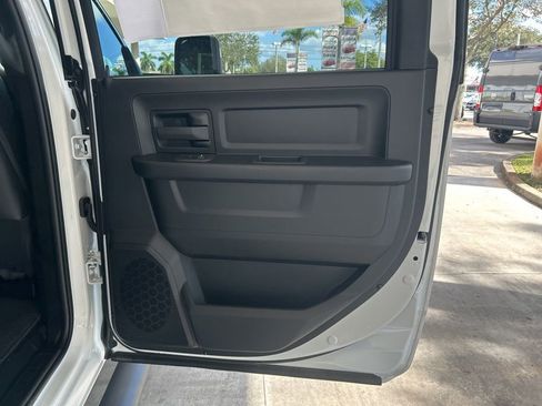 New 2026 RAM 3500 Tradesman image 32