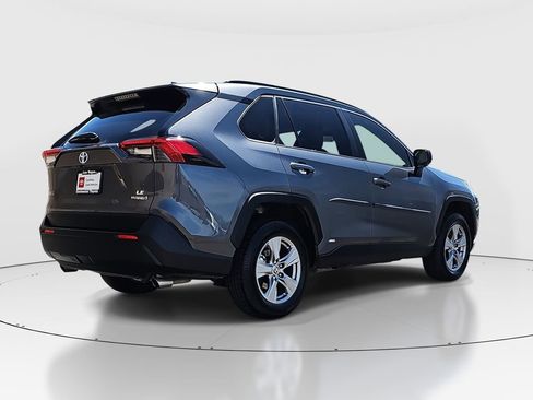 Certified 2023 Toyota RAV4 LE AWD/4WD image 5