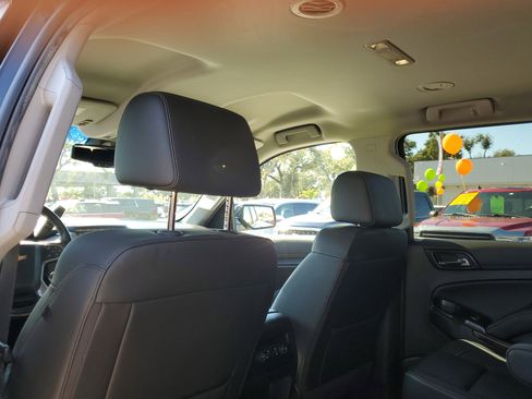 Used 2019 Chevrolet Tahoe LT w/ Luxury Package image 14