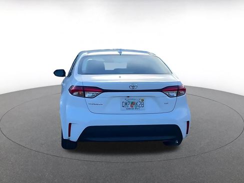 Used 2025 Toyota Corolla LE image 11