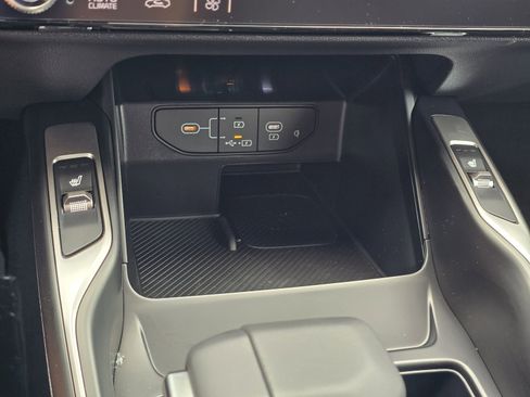 New 2026 Kia Sorento S FWD image 11