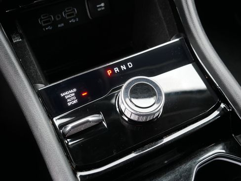 Used 2022 Jeep Grand Cherokee L Limited w/ MOPAR Finishing Package image 24