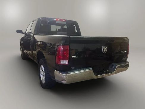 Used 2016 RAM 1500 Classic SLT image 4