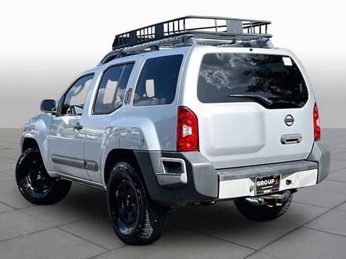 Used 2012 Nissan Xterra X AWD/4WD image 11