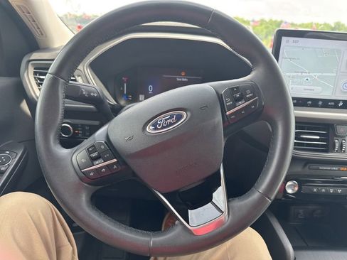 Used 2023 Ford Escape Active w/ Tech Pack #1 FWD image 13