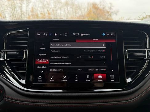 Used 2024 Dodge Durango GT image 38