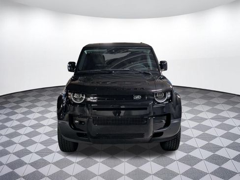 New 2026 Land Rover Defender 110 S AWD/4WD image 8