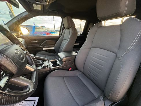 Used 2024 Toyota Tacoma TRD Off-Road image 20