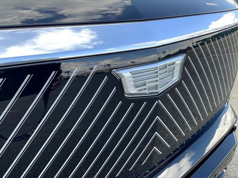 New 2026 Cadillac Vistiq Premium Luxury image 37