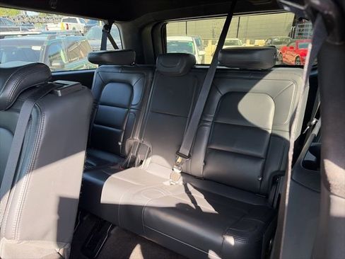 Used 2022 Lincoln Navigator L 2WD image 12