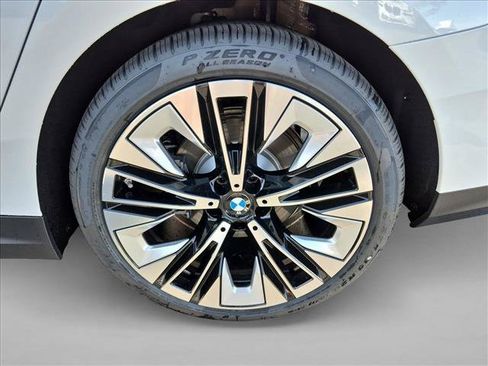 New 2027 BMW 530i xDrive AWD/4WD image 10