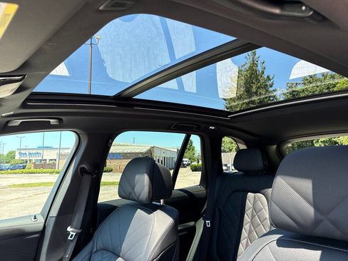 Used 2025 BMW X5 xDrive50e w/ M Sport Package AWD/4WD image 17