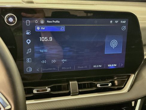 Used 2025 Chevrolet Equinox LT AWD/4WD image 21