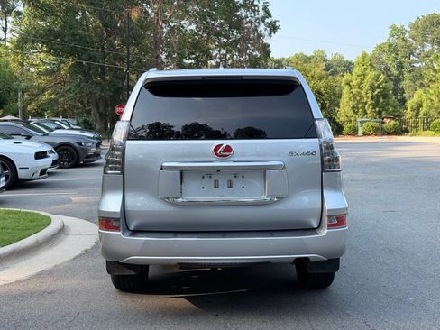 Used 2016 Lexus GX 460 w/ Premium Package AWD/4WD image 6