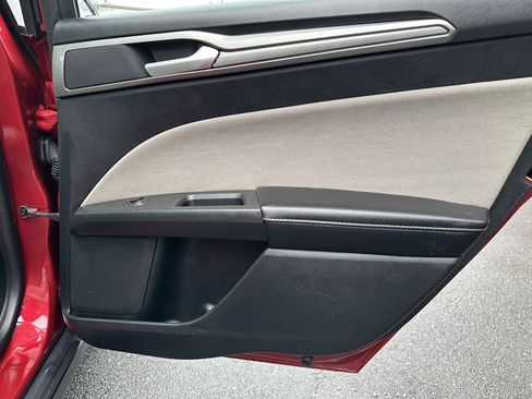 Used 2020 Ford Fusion S image 19