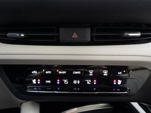 Used 2021 Buick Envision Avenir w/ Technology Package II image 20