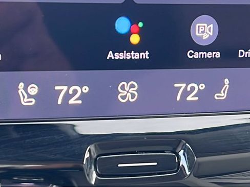 Certified 2024 Volvo XC60 B5 Ultimate w/ Climate Package AWD/4WD image 23