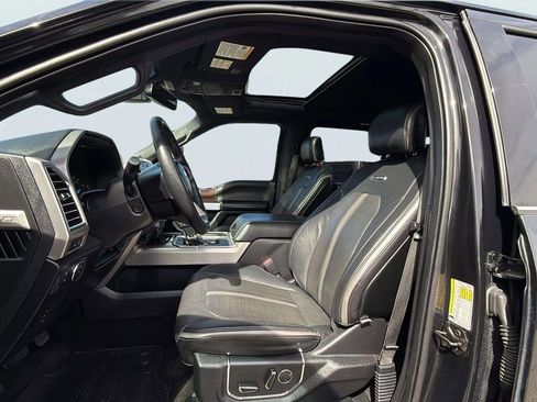 Used 2015 Ford F150 Platinum w/ Equipment Group 701A Luxury image 16
