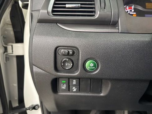 Used 2018 Honda Pilot EX-L image 34