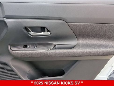 Certified 2025 Nissan Kicks SV AWD/4WD image 35
