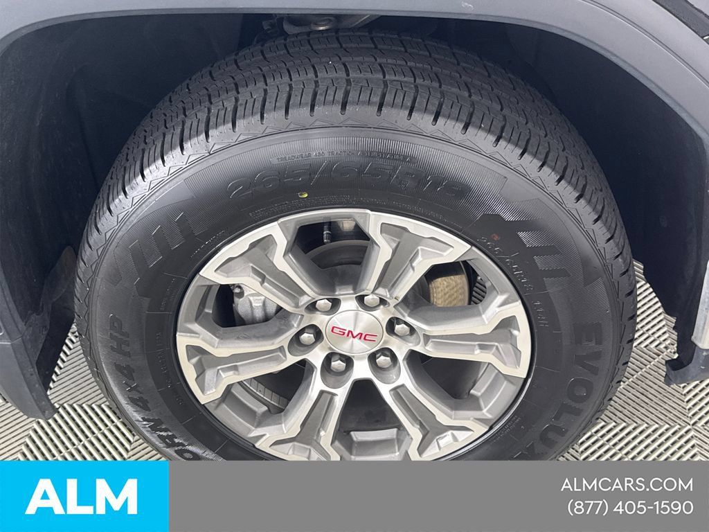 Used 2025 GMC Sierra 1500 SLT RWD image 15