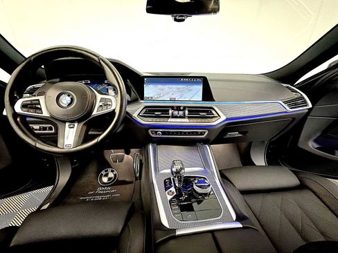 Certified 2023 BMW X6 xDrive40i w/ Executive Package image 16