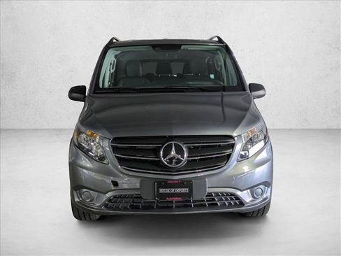 Used 2023 Mercedes-Benz Metris Passenger image 2