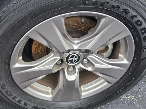 Certified 2025 Toyota RAV4 XLE AWD/4WD image 21