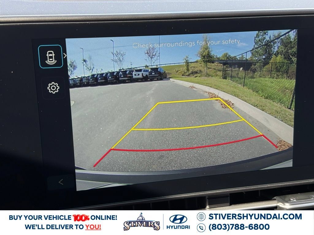 Used 2026 Hyundai Kona SE FWD image 3