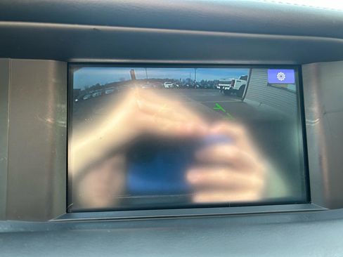 Used 2018 INFINITI QX30 image 23