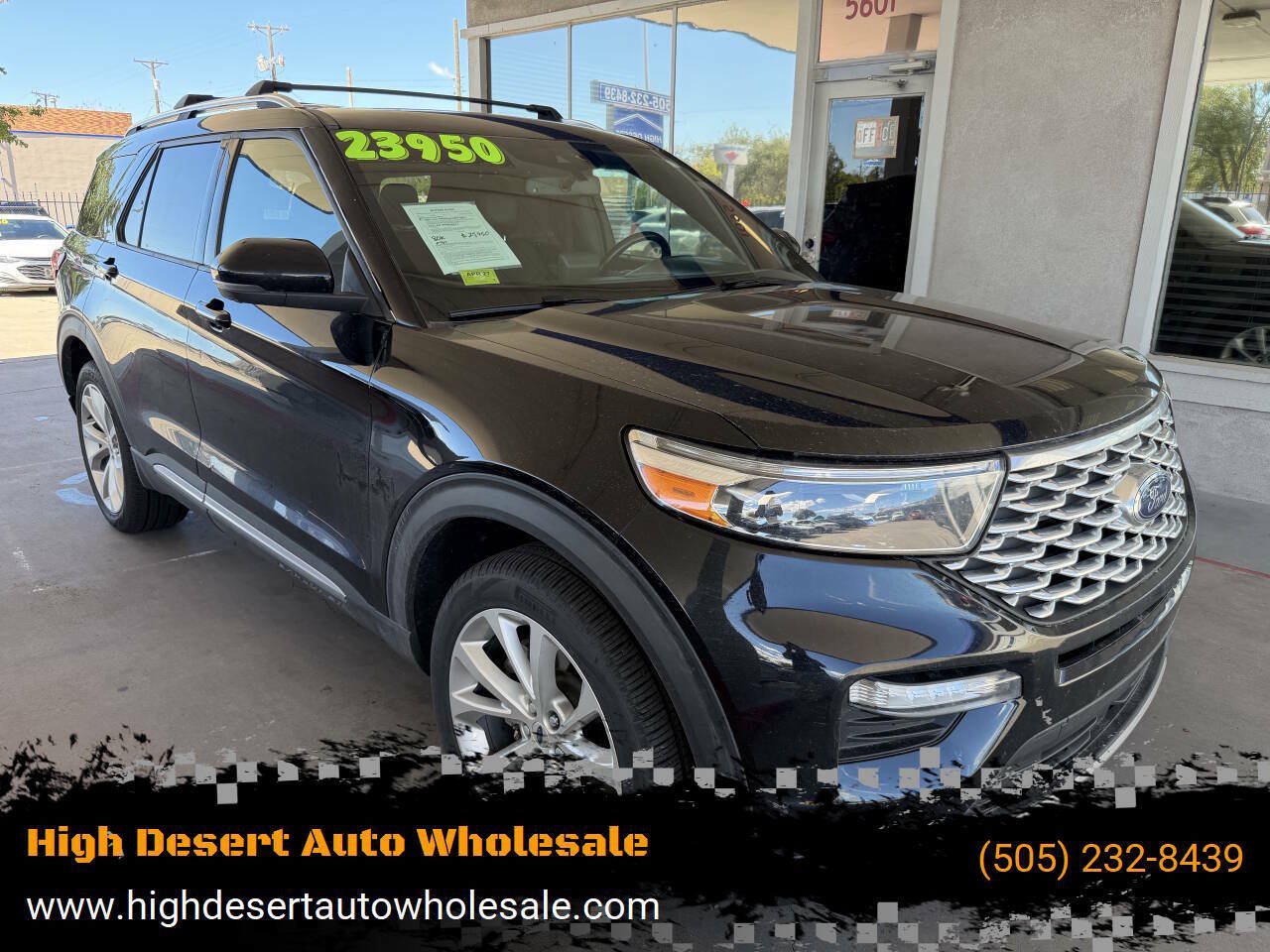 Used 2022 Ford Explorer Platinum w/ Premium Technology Package AWD/4WD image 1