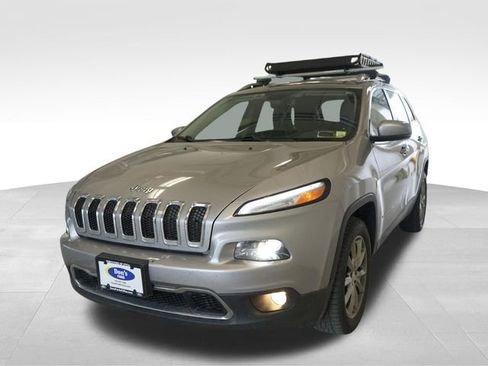 Used 2018 Jeep Cherokee Limited AWD/4WD image 1