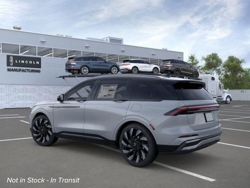 New 2026 Lincoln Nautilus Reserve w/ Jet Appearance Package image 4