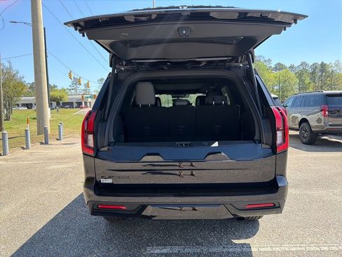 New 2026 Ford Expedition Platinum image 14