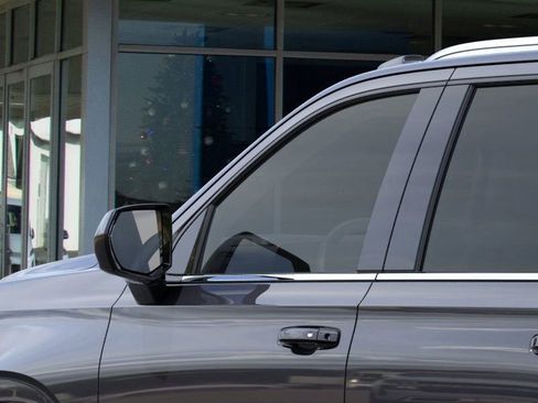 New 2026 Chevrolet Suburban LS image 12