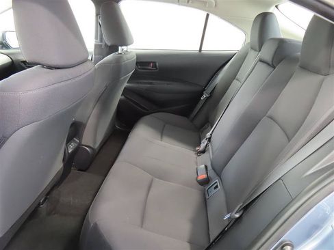 Used 2025 Toyota Corolla LE FWD image 30