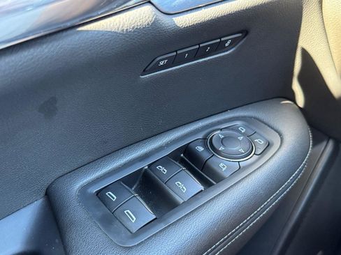 Certified 2022 Cadillac XT6 Premium Luxury w/ Technology Package image 14