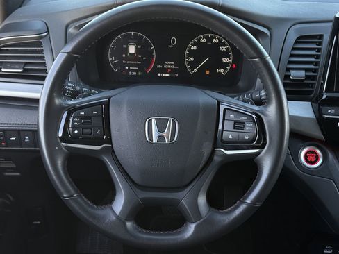 Used 2025 Honda Odyssey Sport-L image 13