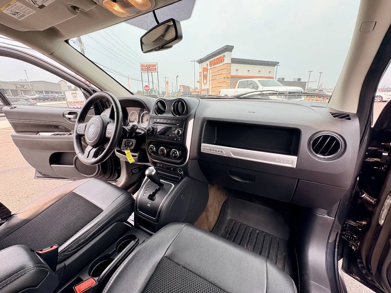 Used 2014 Jeep Compass Latitude AWD/4WD image 30
