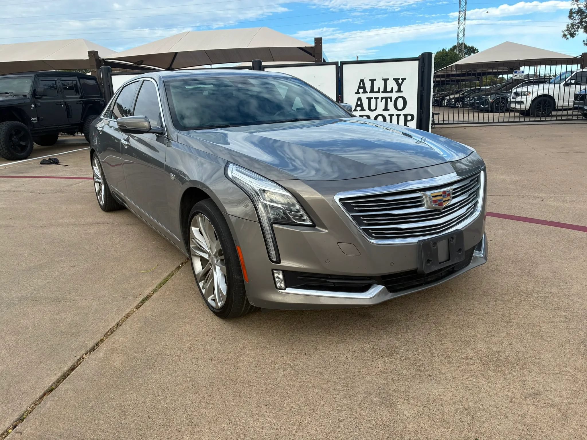 Used 2018 Cadillac CT6 Platinum AWD/4WD image 1